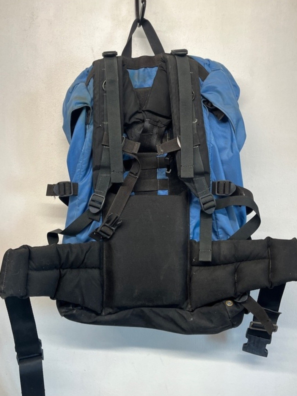 Lowe Alpine Backpack - Picture 2 of 6